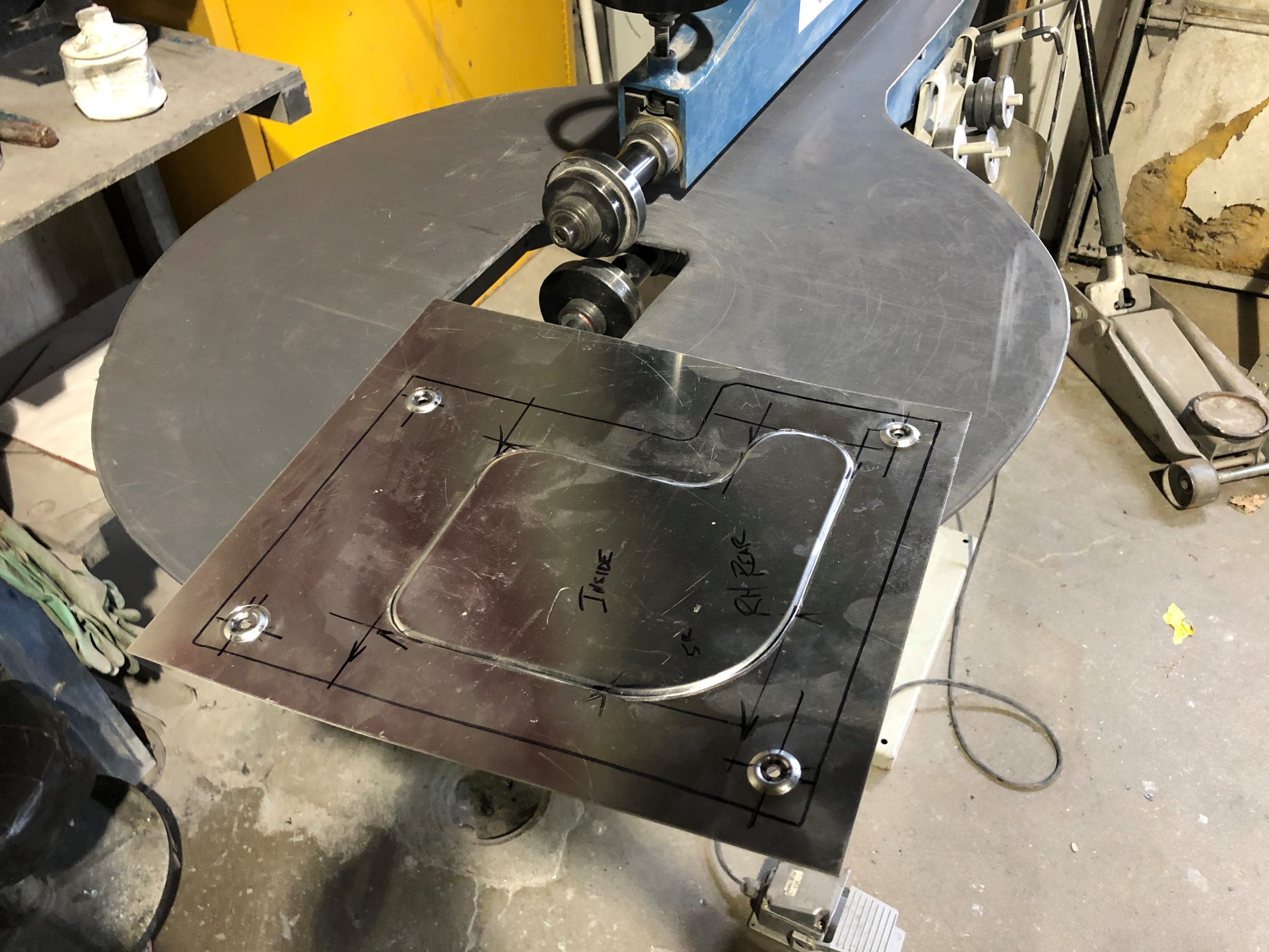underbed_closeout_panel_fab