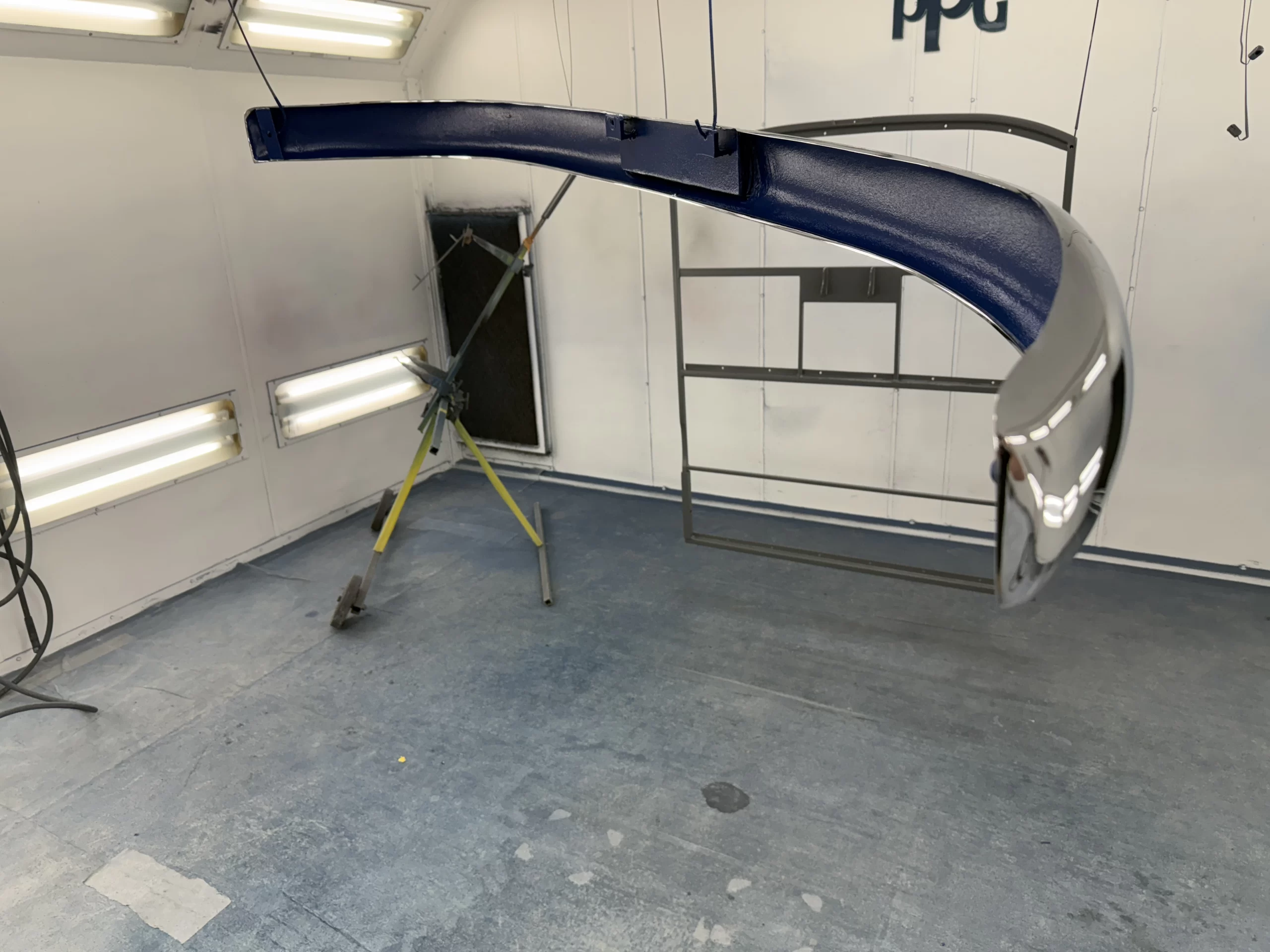 walker 48 bumper inside paint