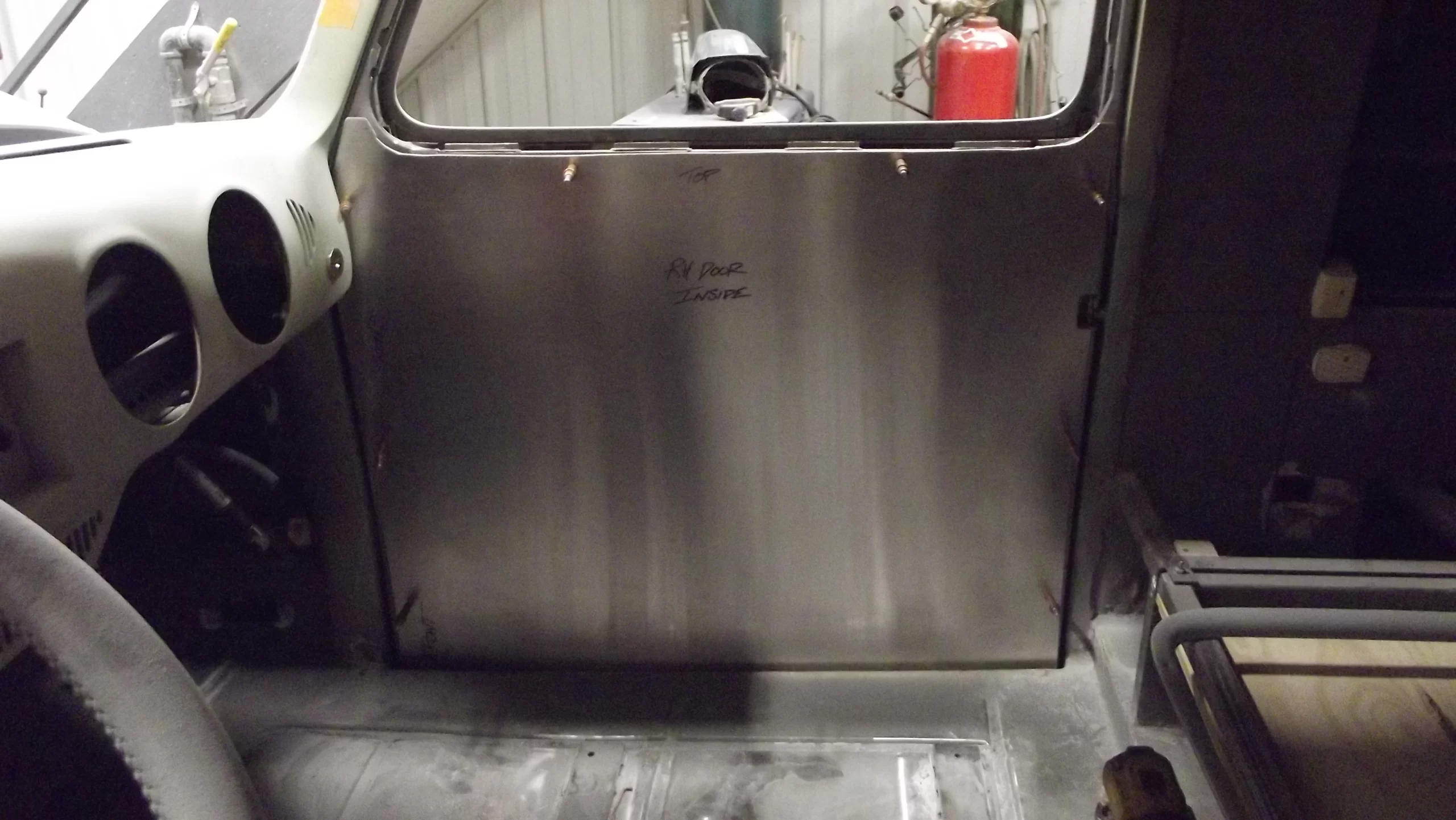 walker 48 interior passenger door clecos